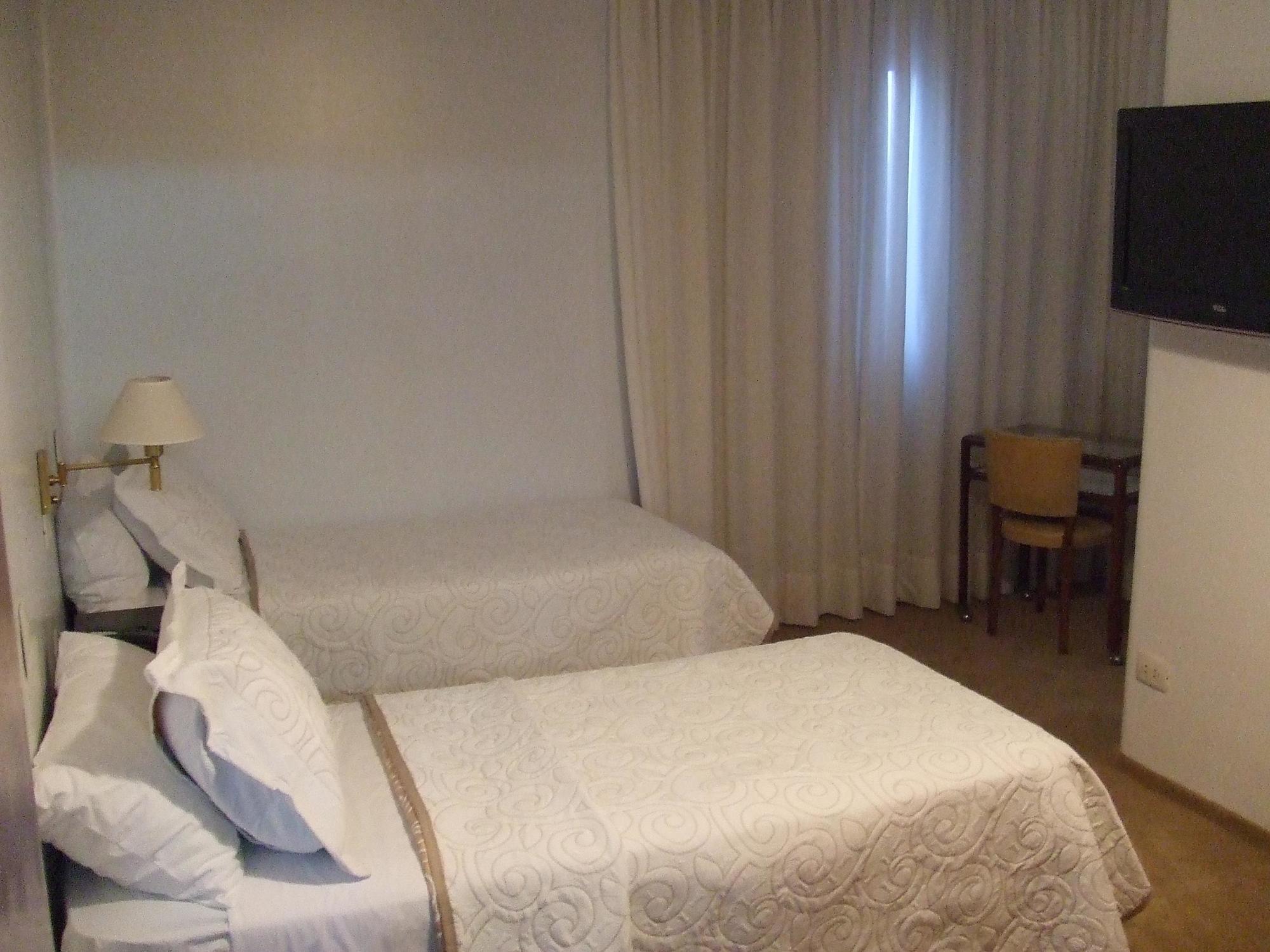 Gran Hotel Dora คอร์โดบา ภายนอก รูปภาพ